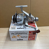 DAIWA ダイワ アオリマチック 夜光 4050 スピニングリール